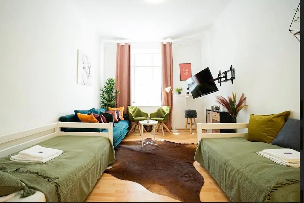 Cozy Flat - 10Min To City Center ! Vienna 0*,  Austria