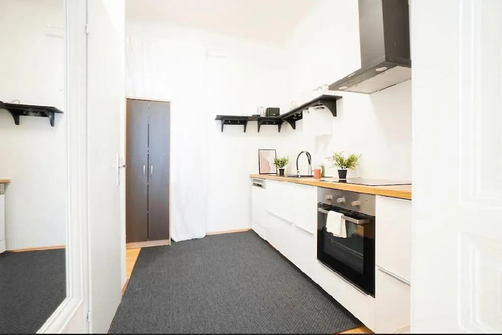Cozy Flat - 10Min To City Center ! Vienna Apartment